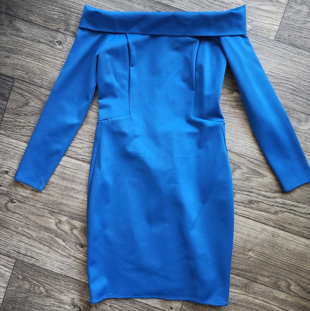 Halston Heritage Sapphire Blue  Off-Shoulder Knee Length Dress Size M NWT